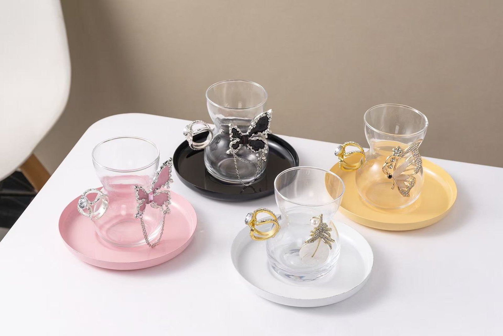 Elegant Glass Tea Mugs